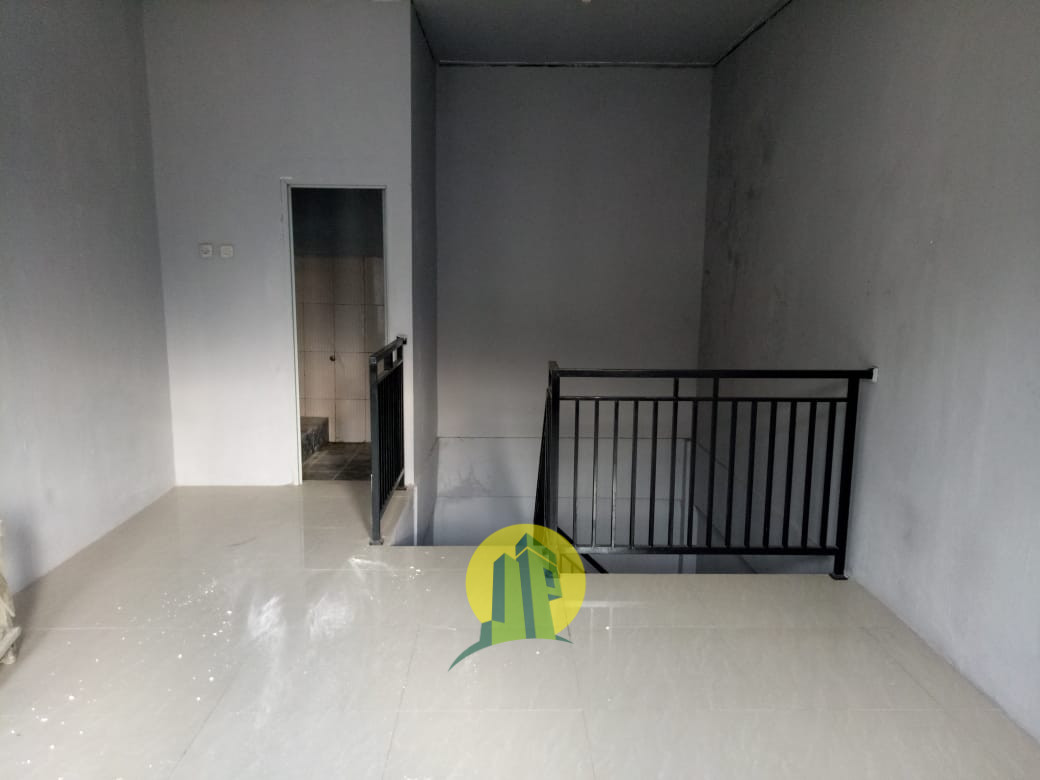 Ruko Baru Cocok untuk investasi dan Usaha Lokasi Strategis di Sukadami Cikarang