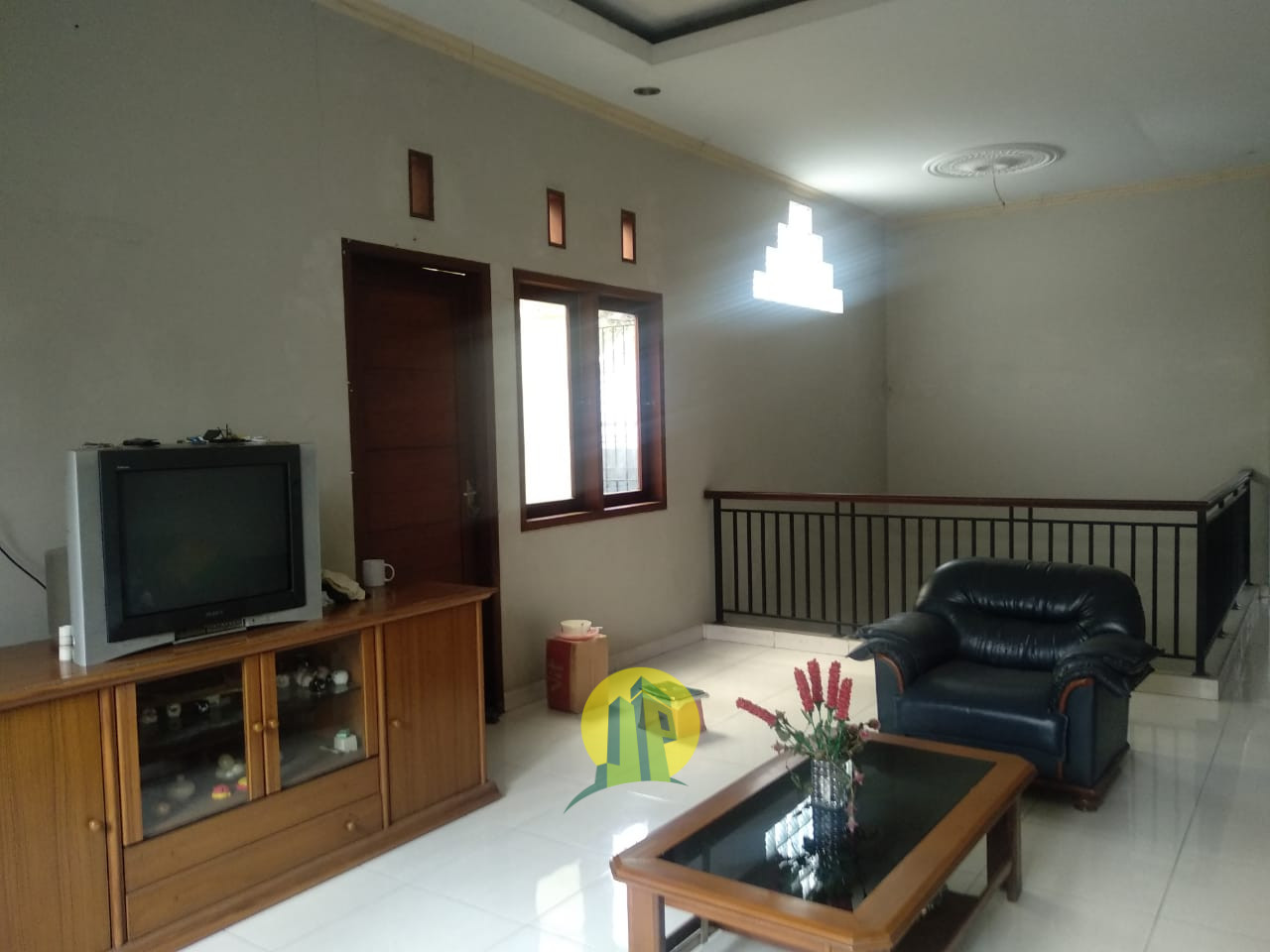 RUMAH ISTIMEWA DUA LANTAI SIAP HUNI STRATEGIS DI PENGASINAN, BEKASI TIMUR