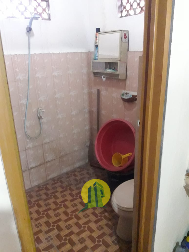 kamar mandi