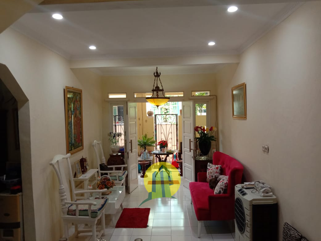 Dijual rumah cantik siap huni di pondok hijau Bekasi timur.