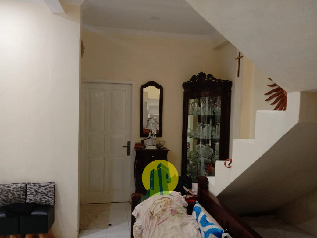 Dijual rumah cantik siap huni di pondok hijau Bekasi timur.