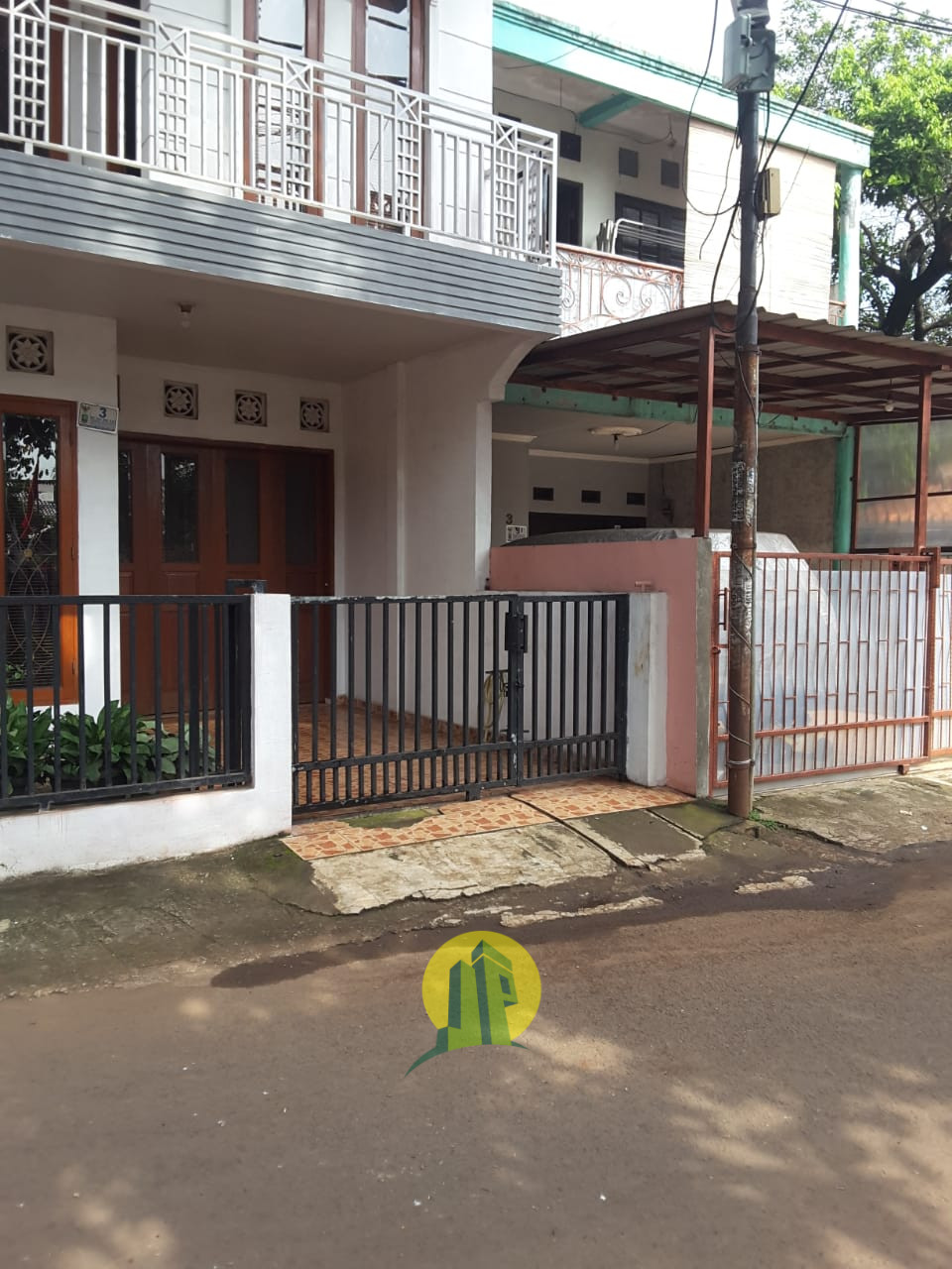 RUMAH NYAMAN STRATEGIS SIAP HUNI Di Caman Kalimalang