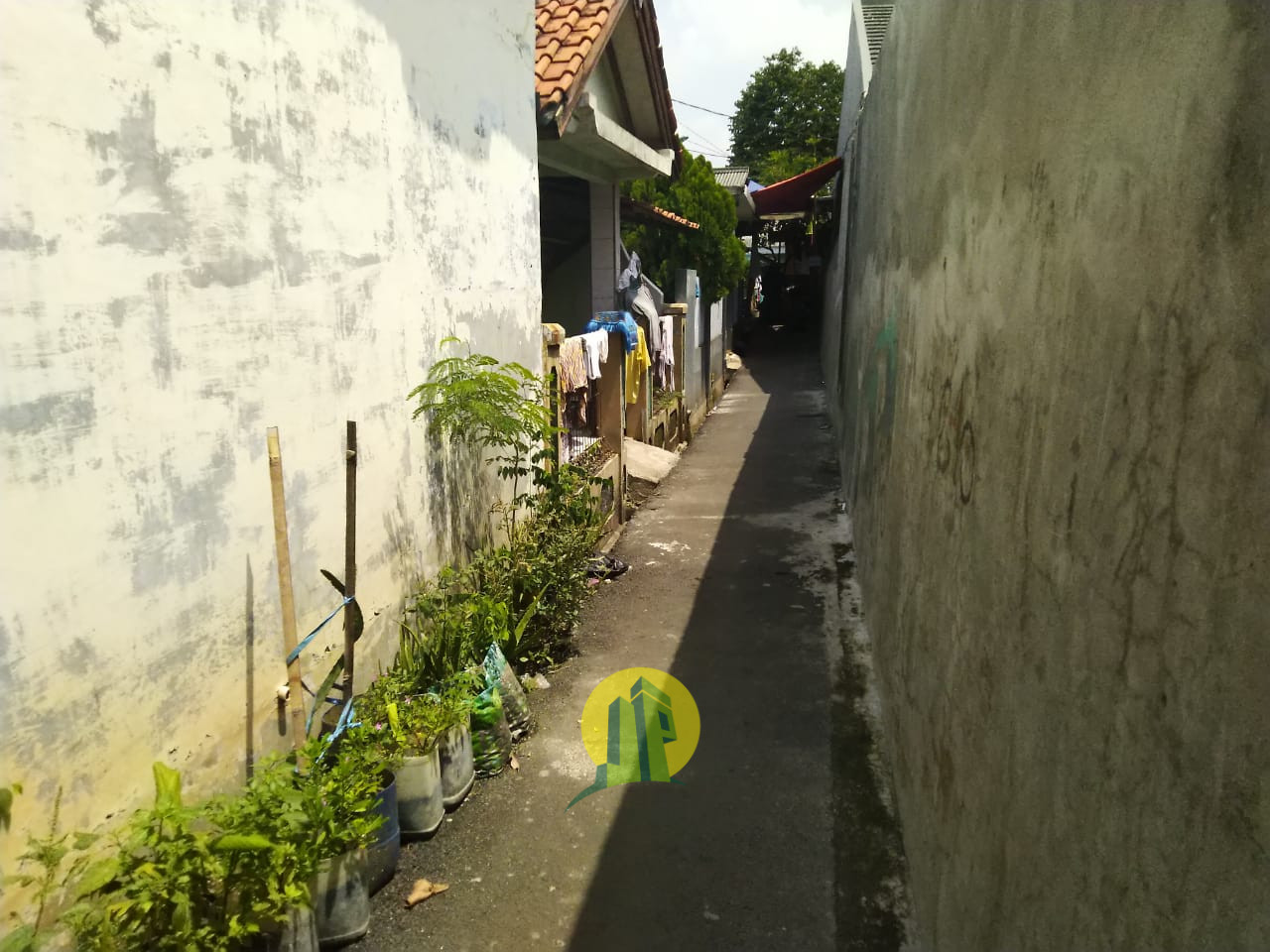 rumah ciracas