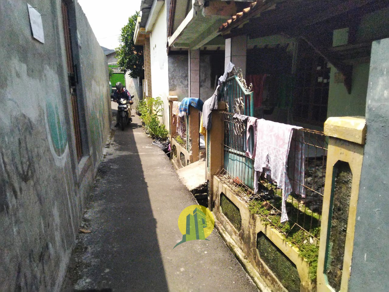 rumah ciracas