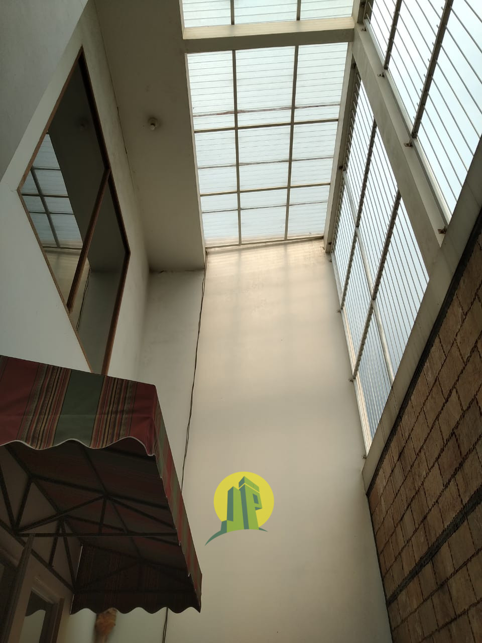 Rumah Mewah Lokasi Strategis di Cipayung Jakarta Timur