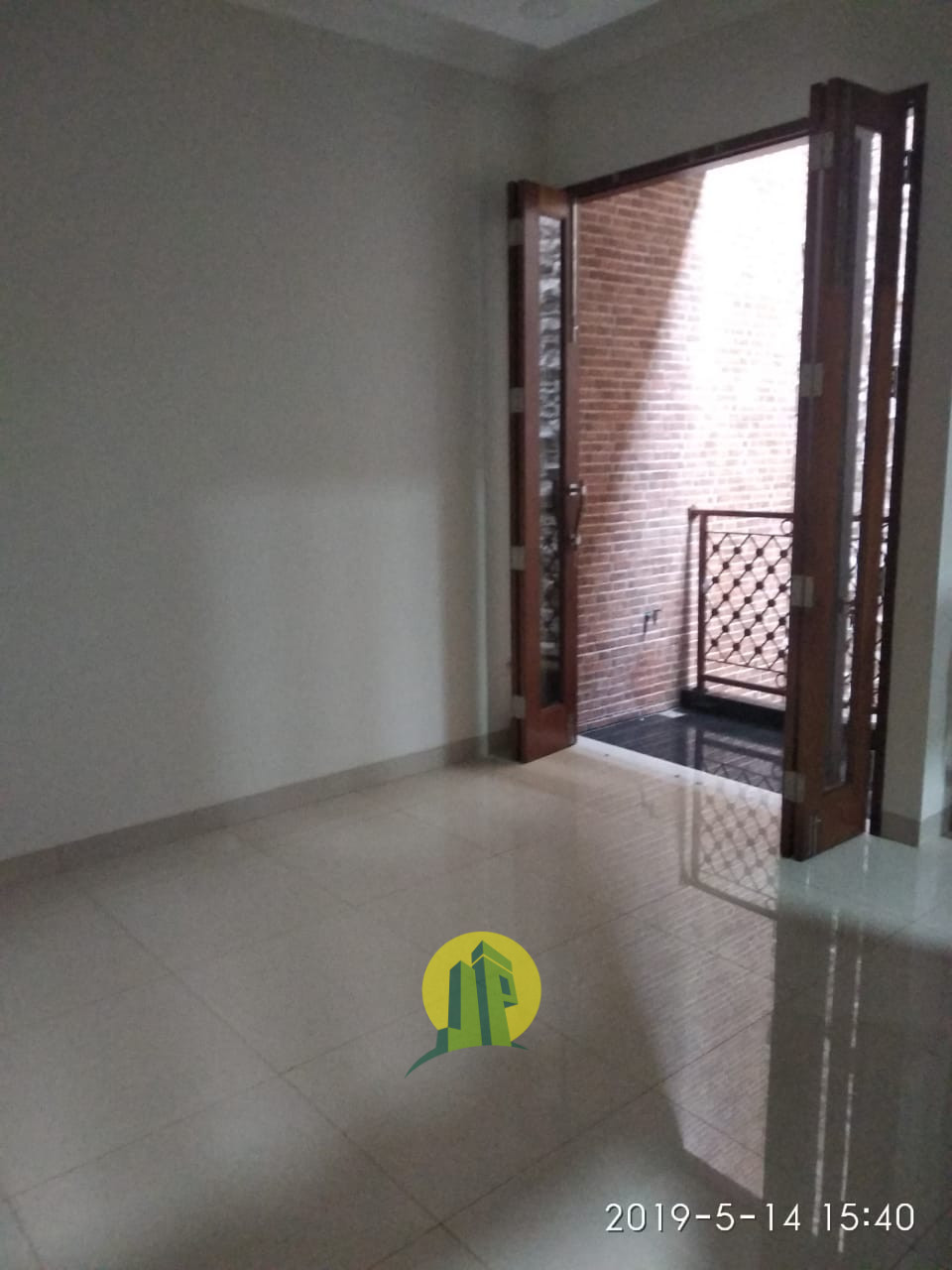 Rumah Baru Bagus konsep Modern Living langsung huni tinggal bawa koper