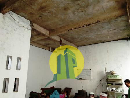 rumah rangkapan jaya, ruang belakang, keluarga