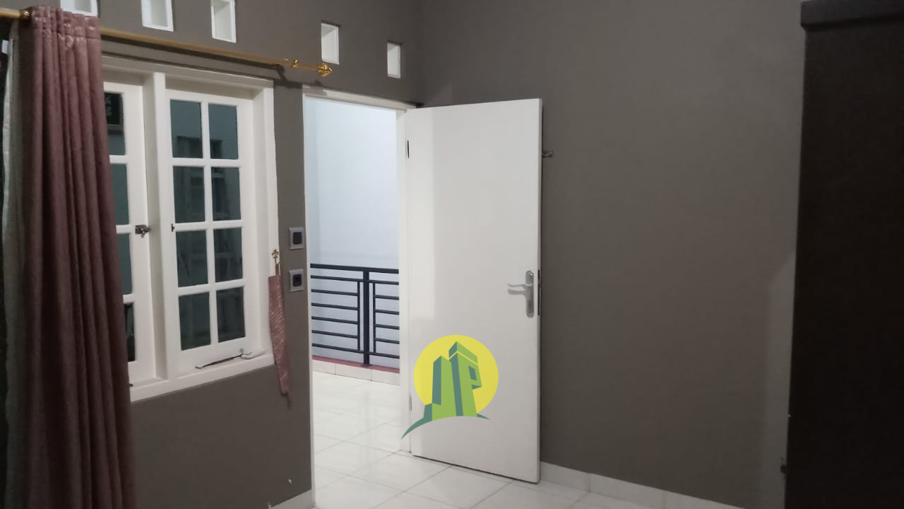 Rumah cluster Mina
