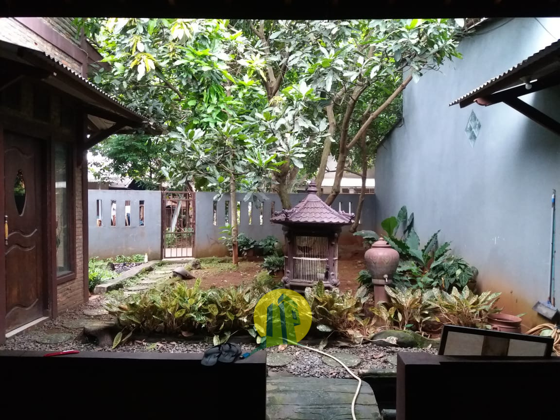 Rumah Luas di Pedurenan Jatiasih Bekasi