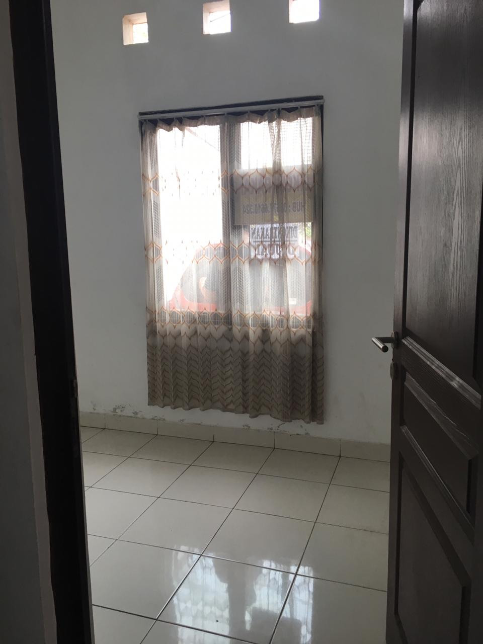 kamar depan.jpeg