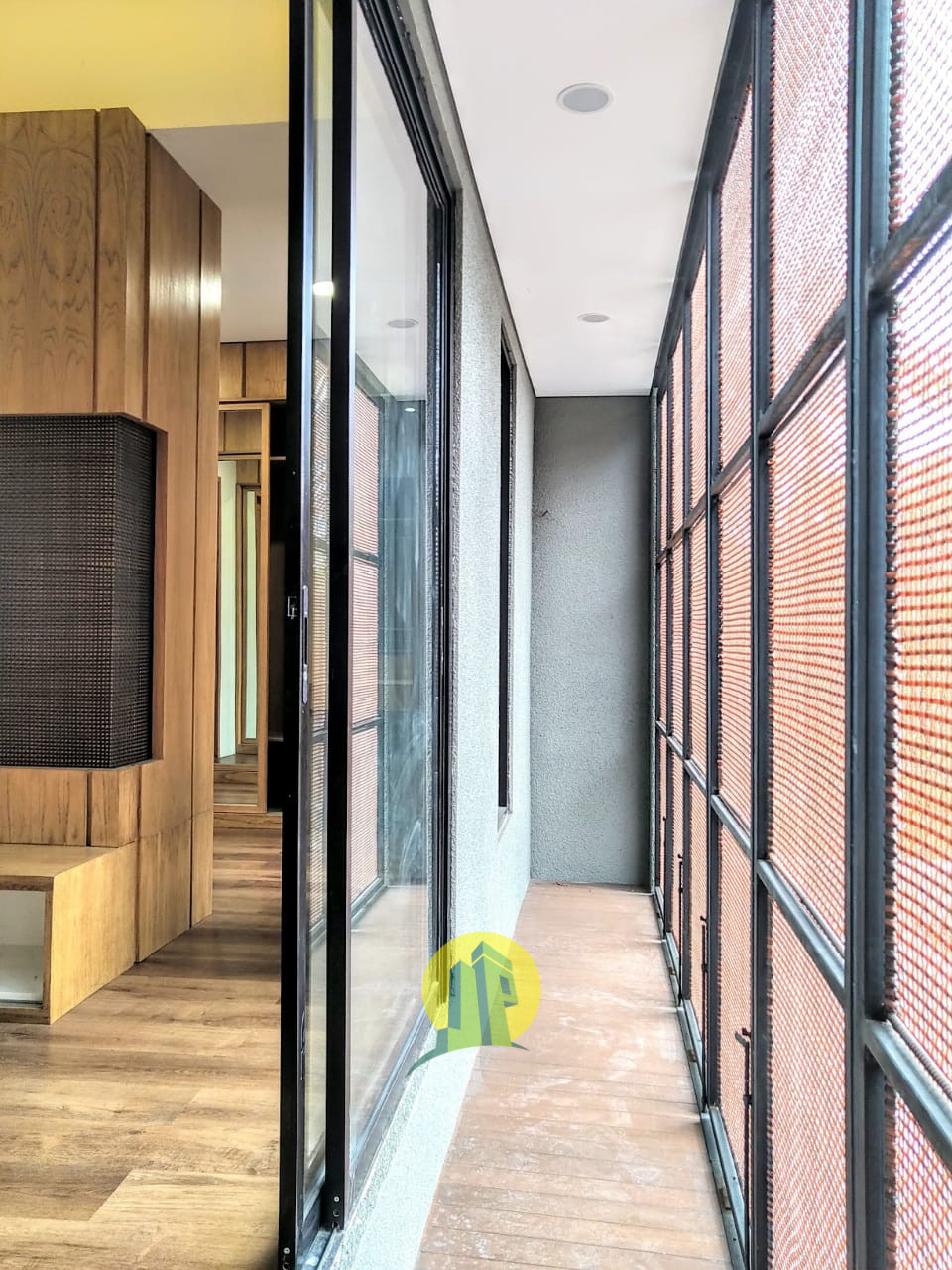 Rumah Modern Tropis Private Pool Spesifikasi Mewah di Cipete Jakarta Selatan-small hallway