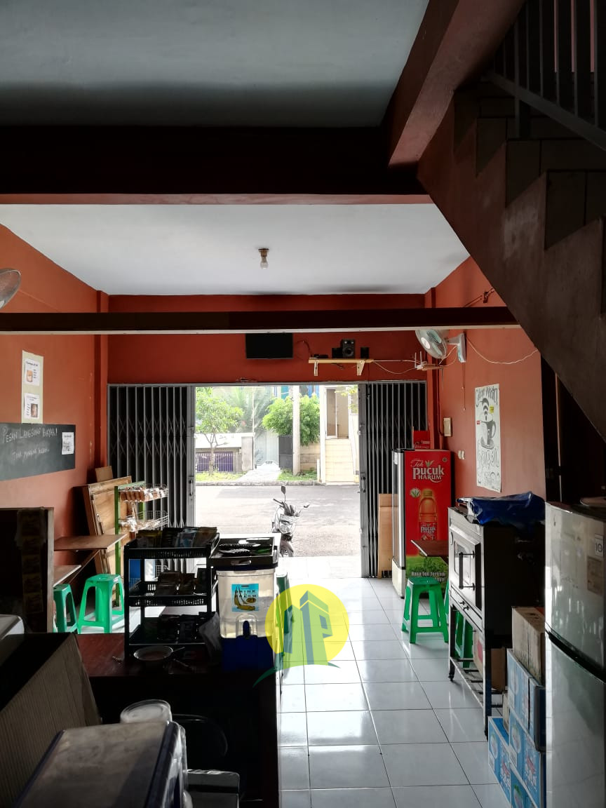 Dijual Cepat Ruko Dua lantai di komplek Ruko Betos