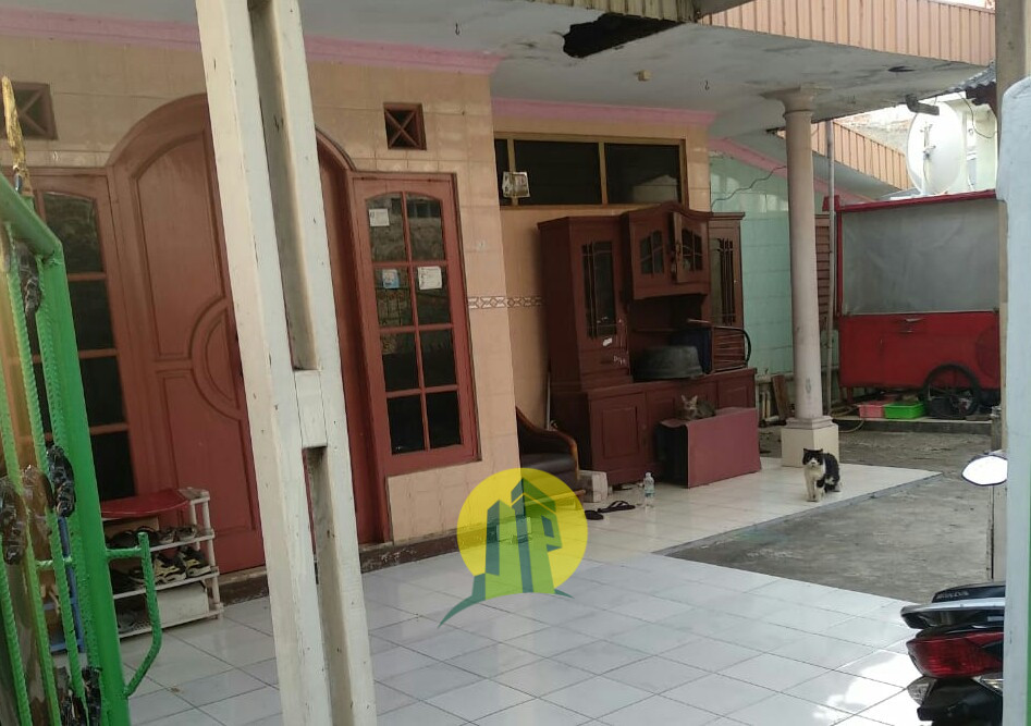 RUMAH MENAWAN SUPER STRATEGIS, PULO GEBANG, JAKARTA TIMUR