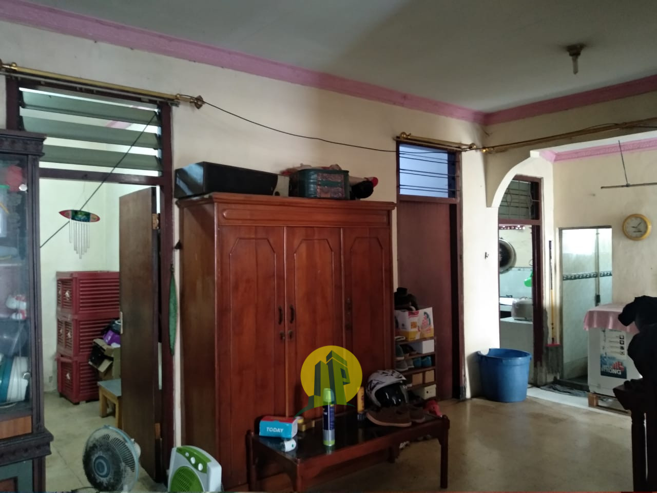 RUMAH MENAWAN SUPER STRATEGIS, PULO GEBANG, JAKARTA TIMUR