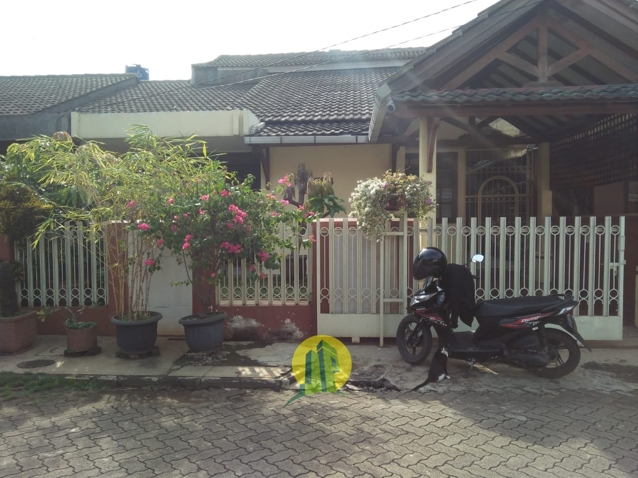Rumah Asri Siap Huni di Serua Ciputat