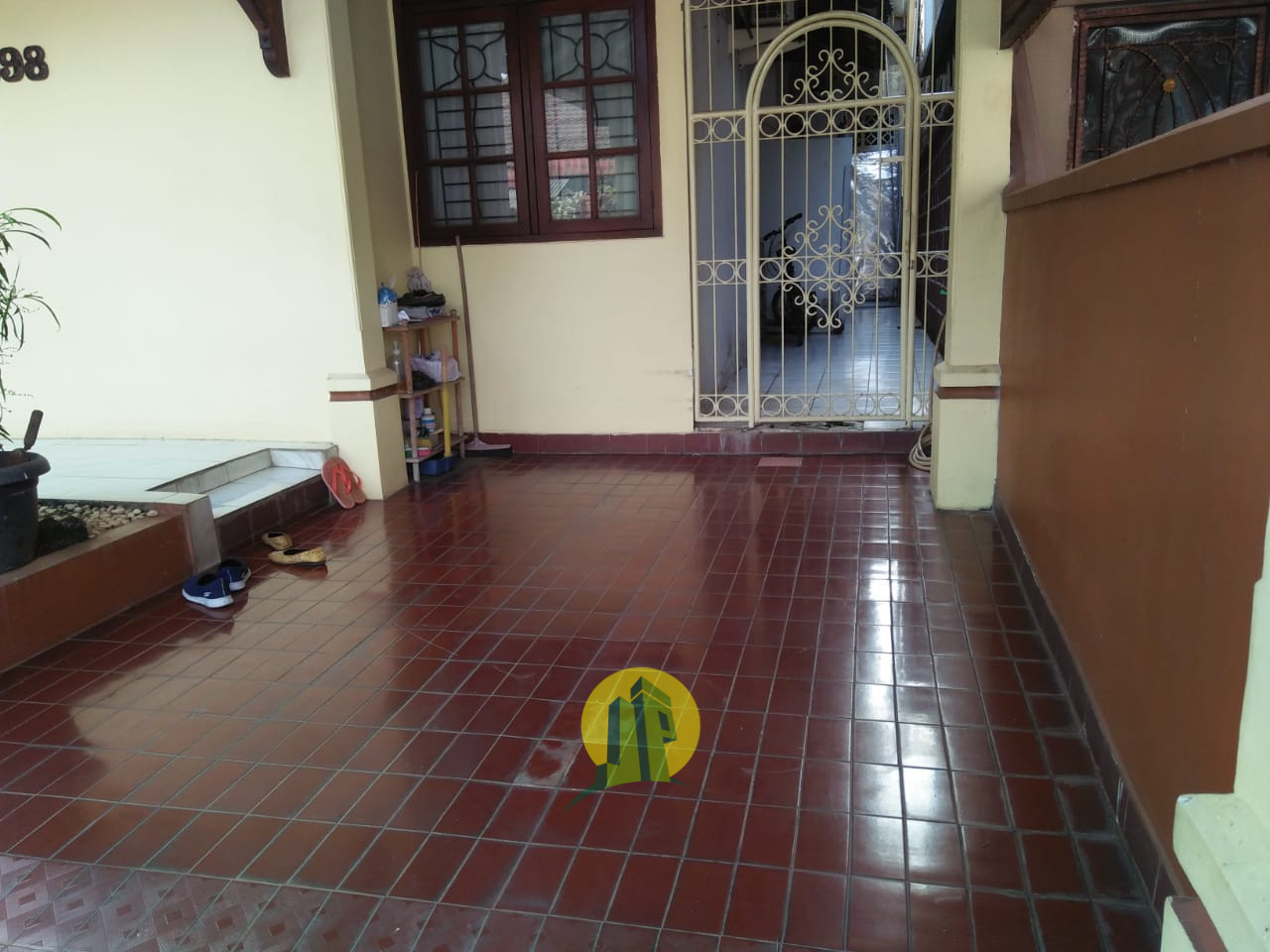Rumah Asri Siap Huni di Serua Ciputat