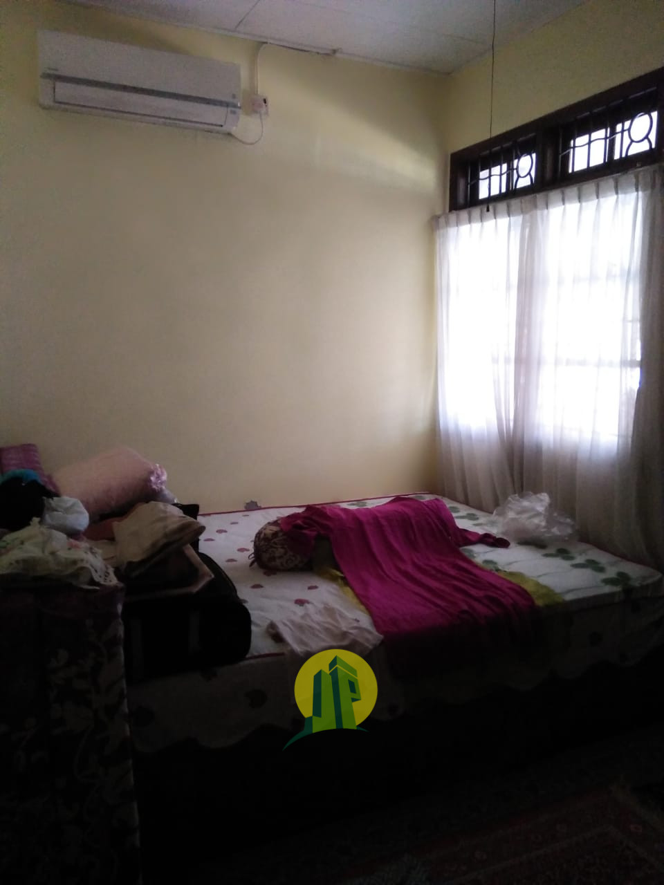 Kamar Tidur Rumah Asri Siap Huni di Serua Ciputat