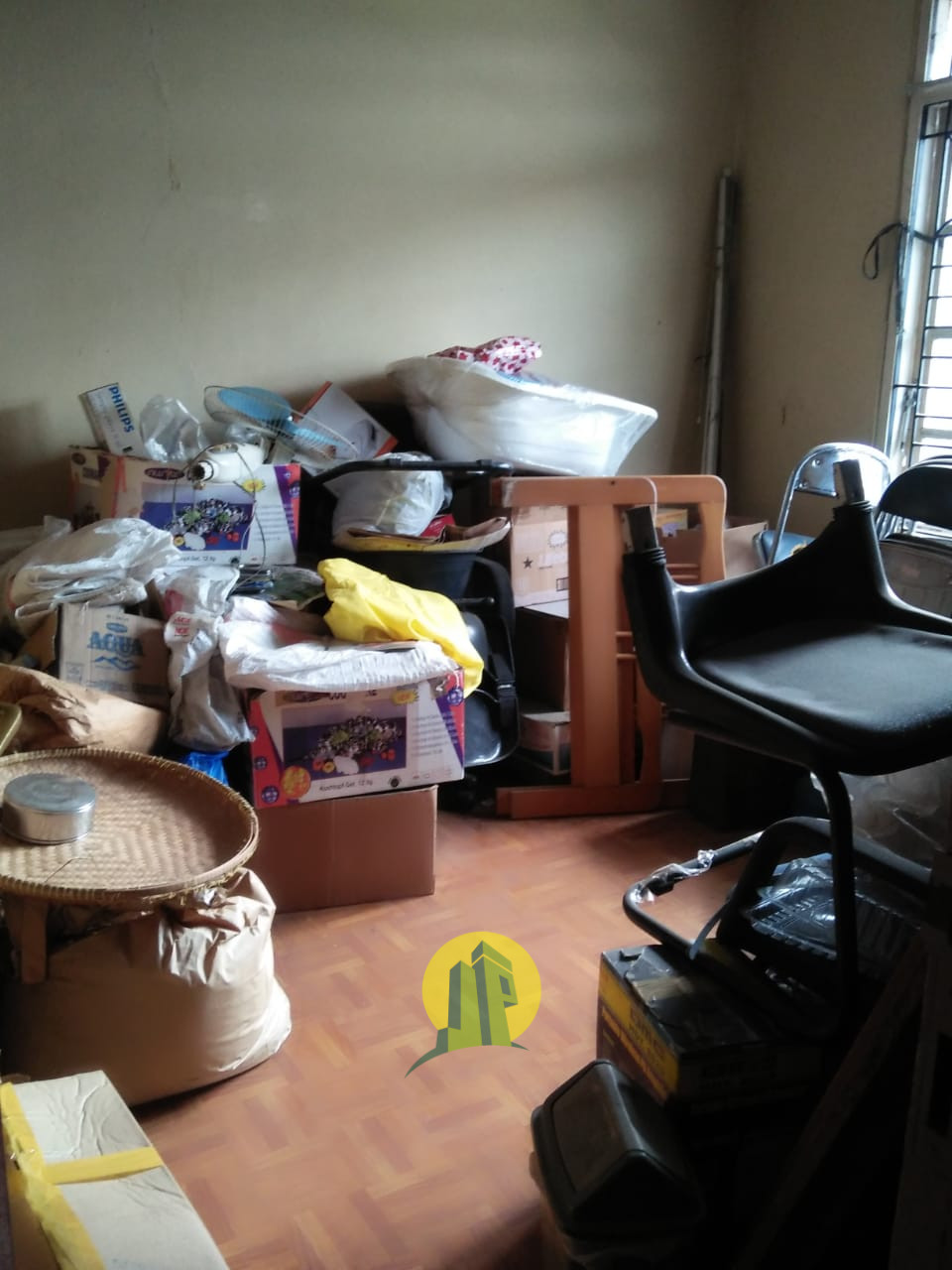 Rumah Asri Siap Huni di Serua Ciputat