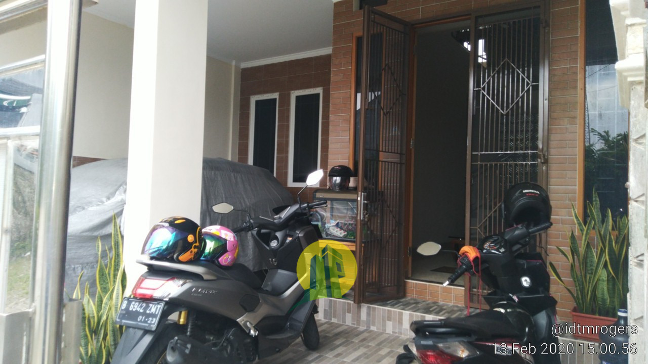 Rumah Cluster Istimewa 2½ Lantai Strategis Di Selatan Jakarta