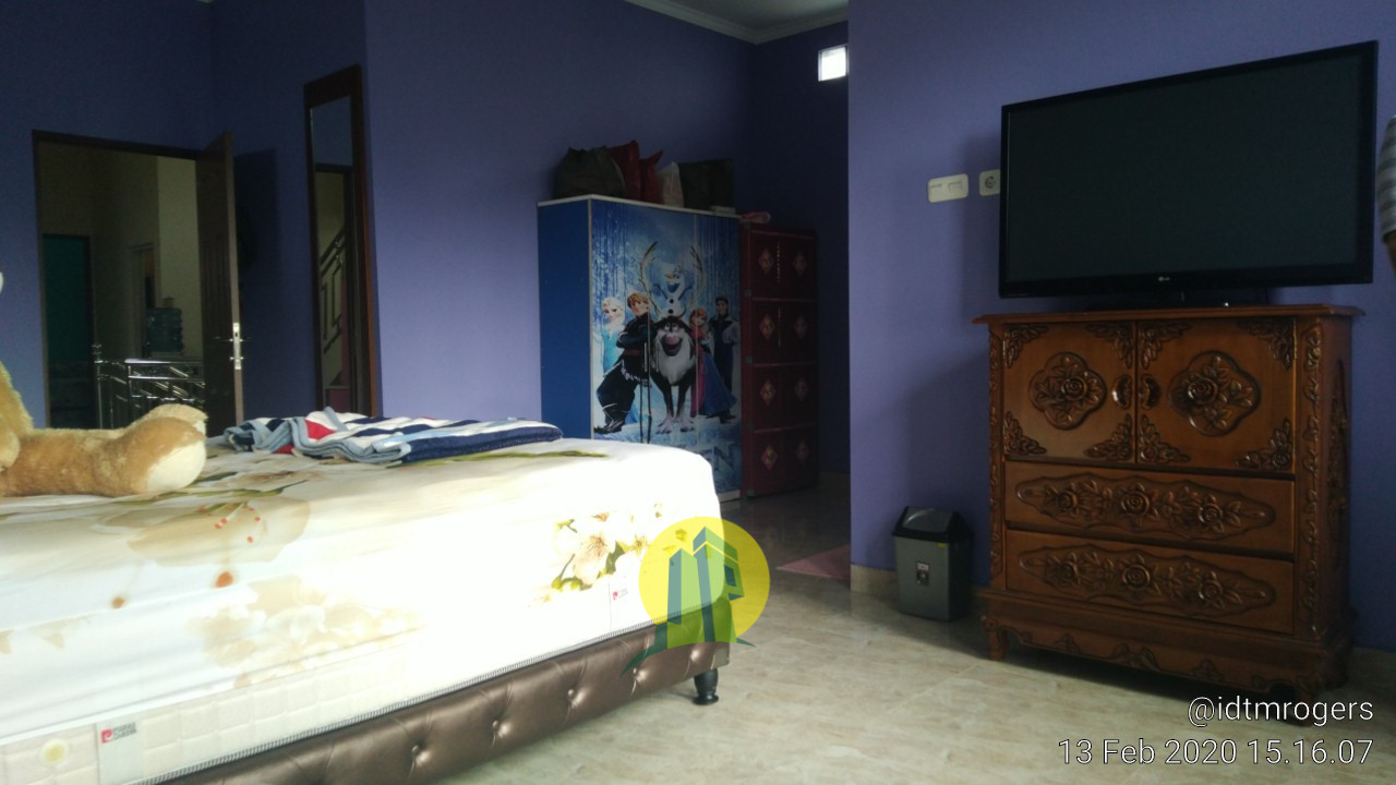 Rumah Cluster Istimewa 2½ Lantai Strategis Di Selatan Jakarta