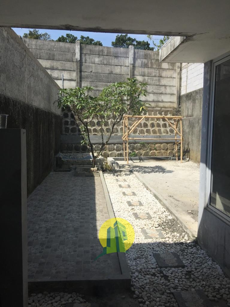 Dijual rumah Second siap huni di Sentul City Bogor