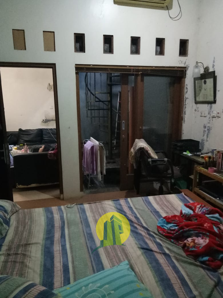 Rumah Besar & Cantik Siap Huni Jatiasih Bekasi