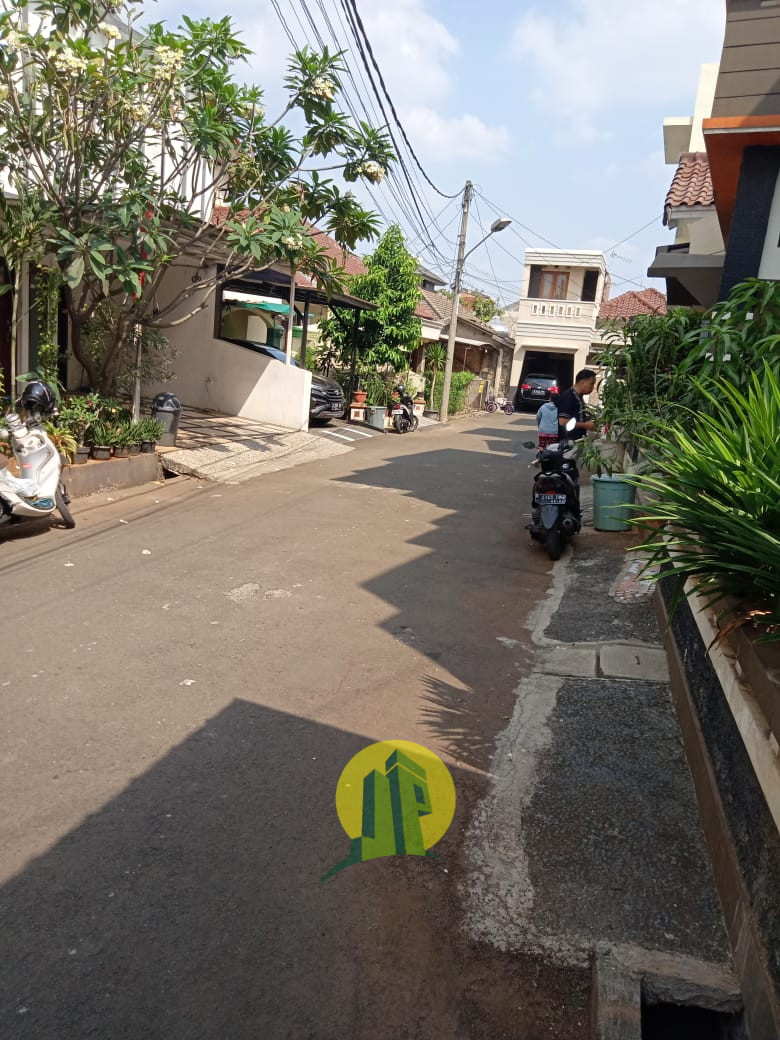 Rumah Mewah Eksklusif di kawasan Condet Jakarta Timur