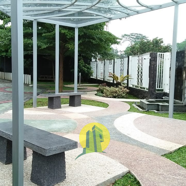D'Secret Garden Residence