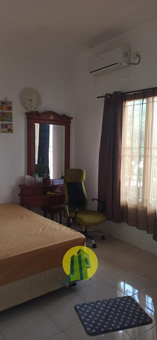 Dijual Rumah 2 lantai Di Gudang Timur Serpong Nempel BSD