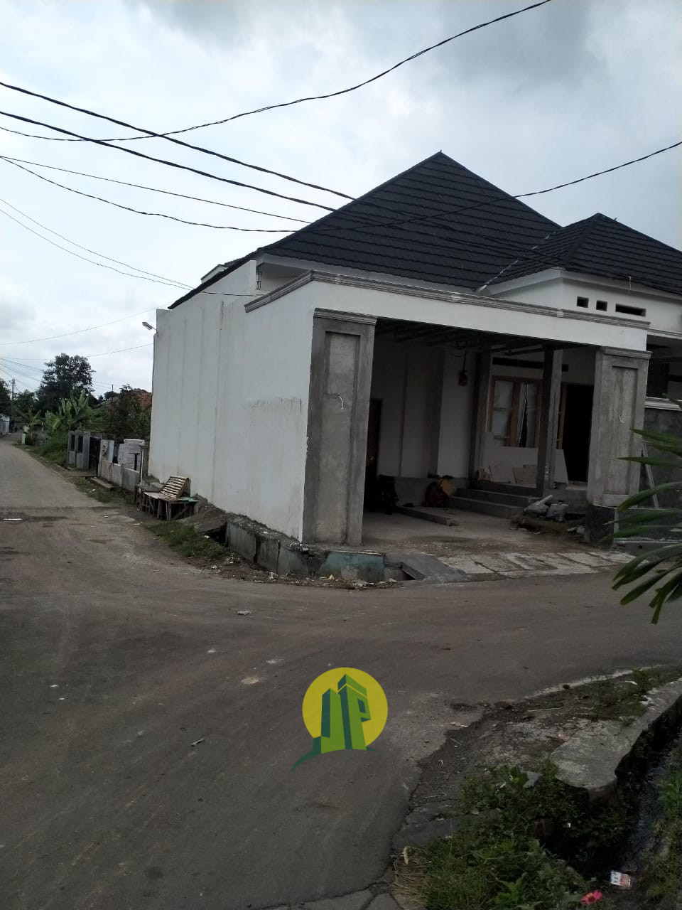 Rumah Baru berhadiah kontrakan di Taktakan Serang
