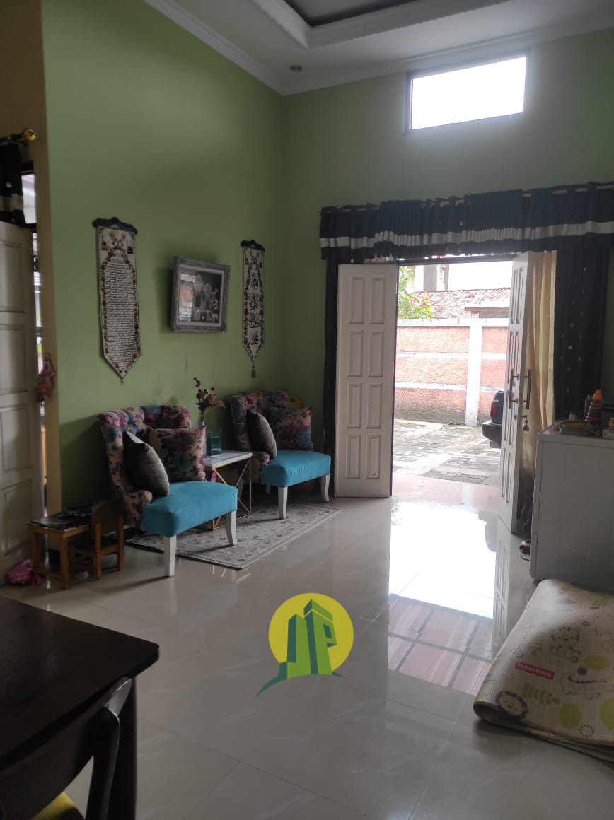 Rumah Hunian Bebas Banjir di Kalisari Pasarebo