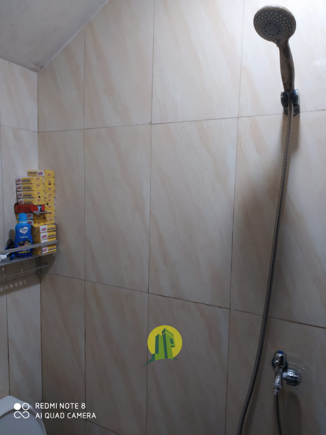 Rumah 2 lantai Siap Huni Dalam Komplek Dekat Busway Puri Beta