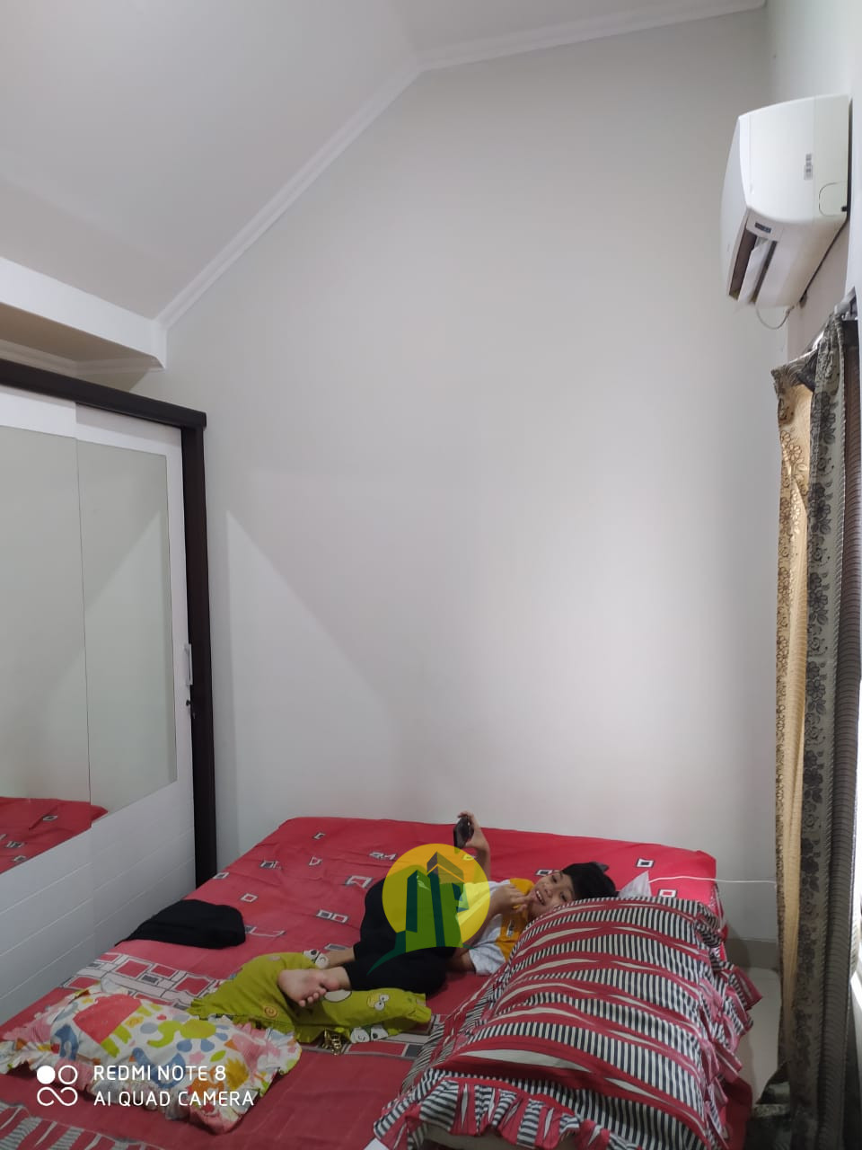 Rumah 2 lantai Siap Huni Dalam Komplek Dekat Busway Puri Beta