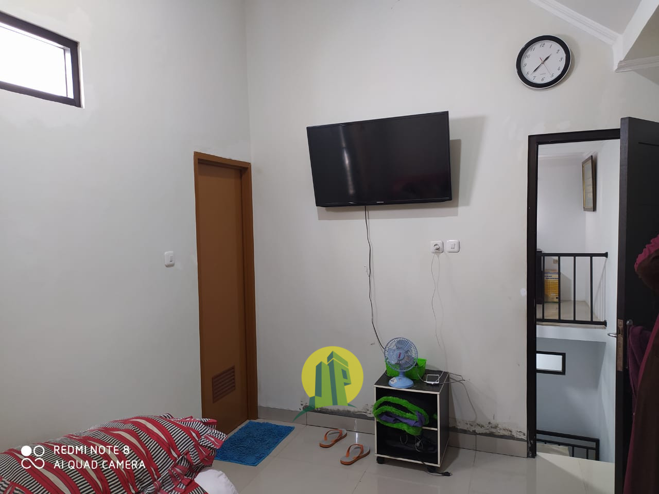 Rumah 2 lantai Siap Huni Dalam Komplek Dekat Busway Puri Beta