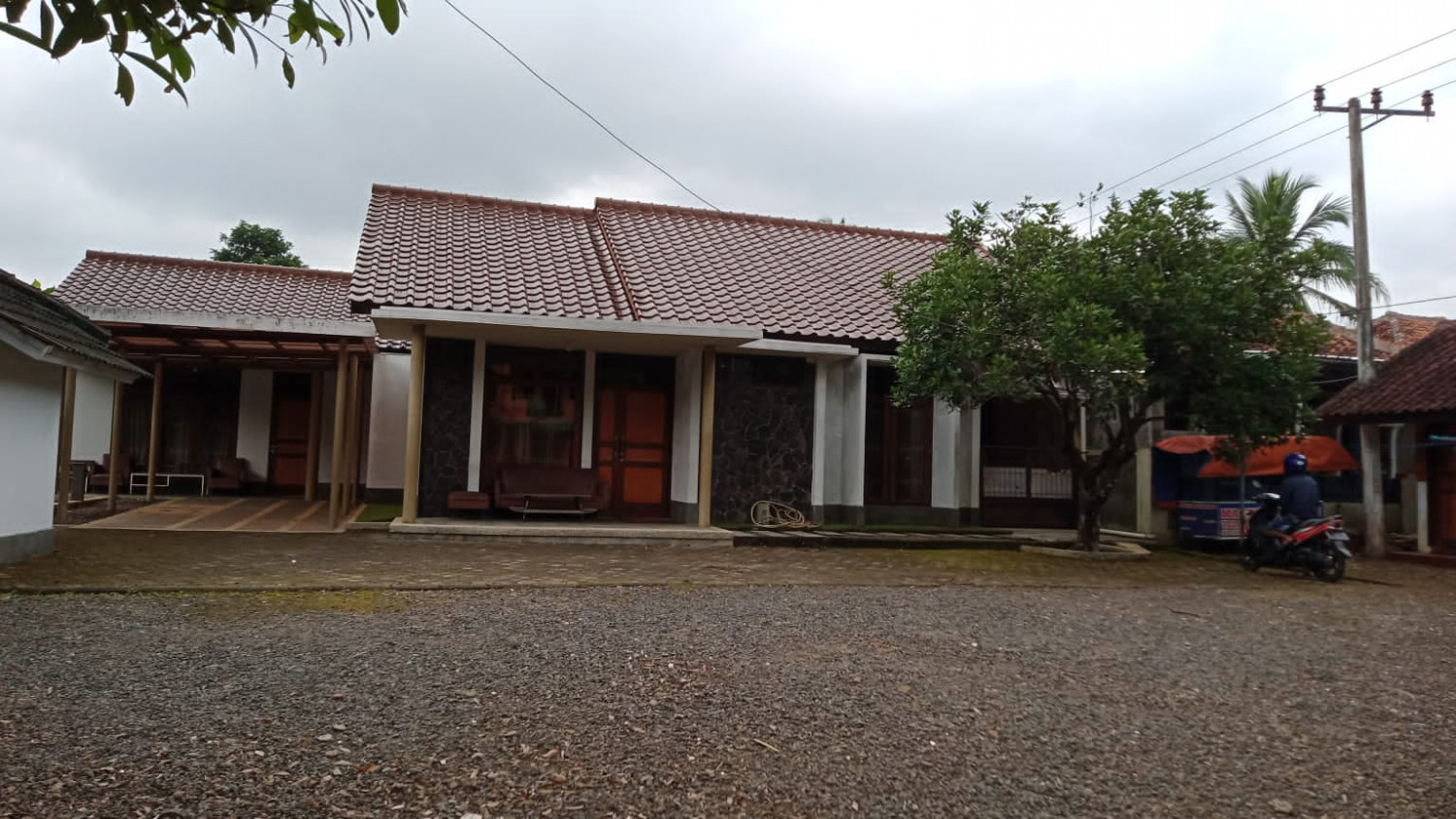 Rumah Di Tasik Malaya.jpeg