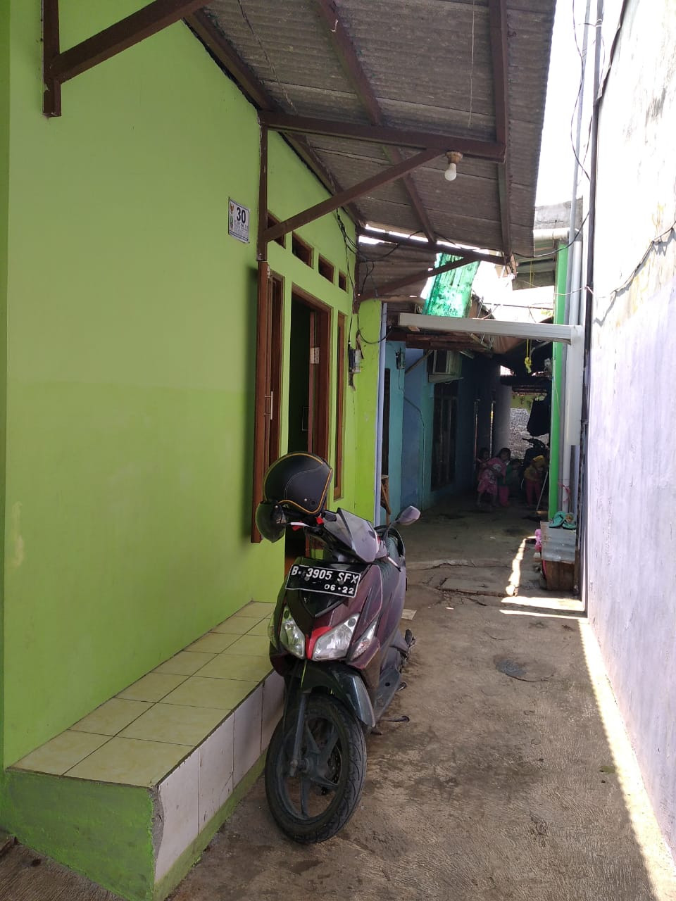 tmpk samp rmh 2 lt dekat pintu tol pondok gede.jpeg