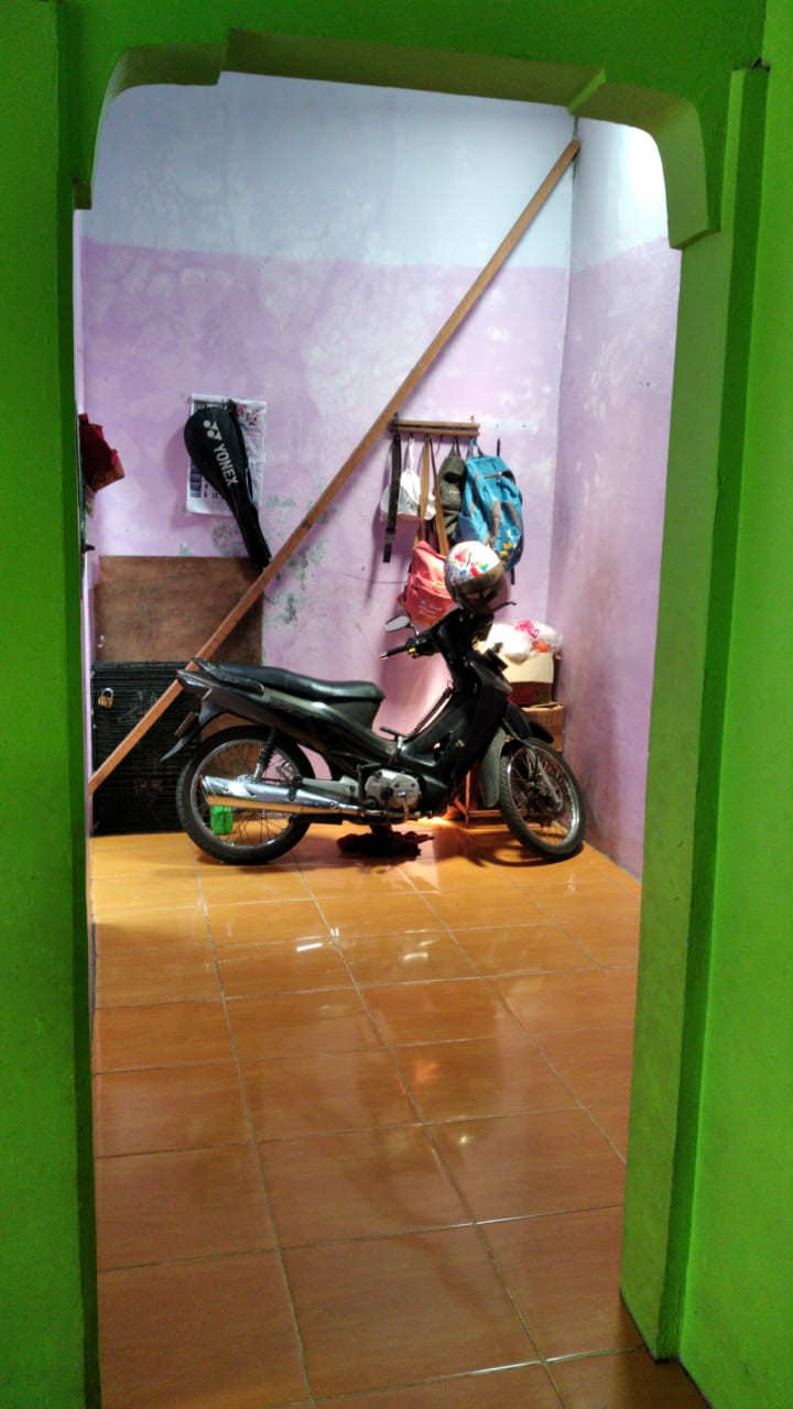 gudang rmh 2lt dkt pintu tol pd gd.jpeg