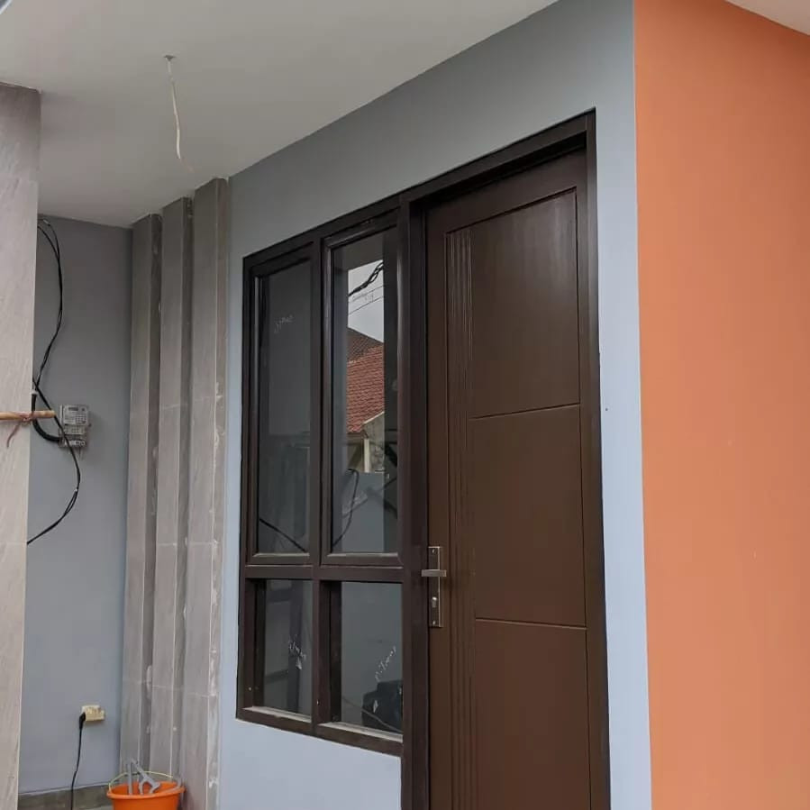 pintu dpn rmh elit harga irit di jatiasih.jpeg