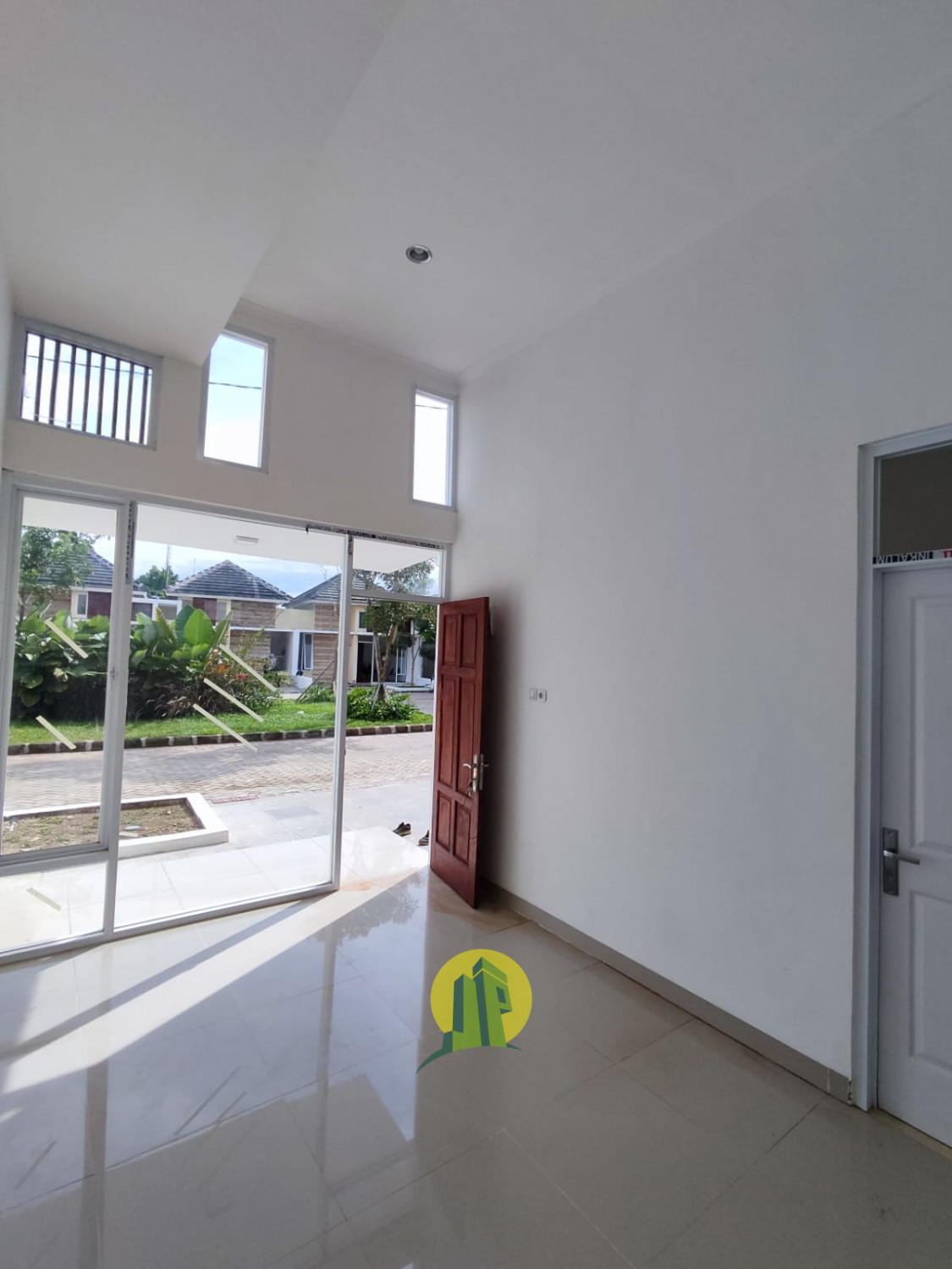 Rumah Siap Huni dekat Tera Damai Harapan Indah Bekasi