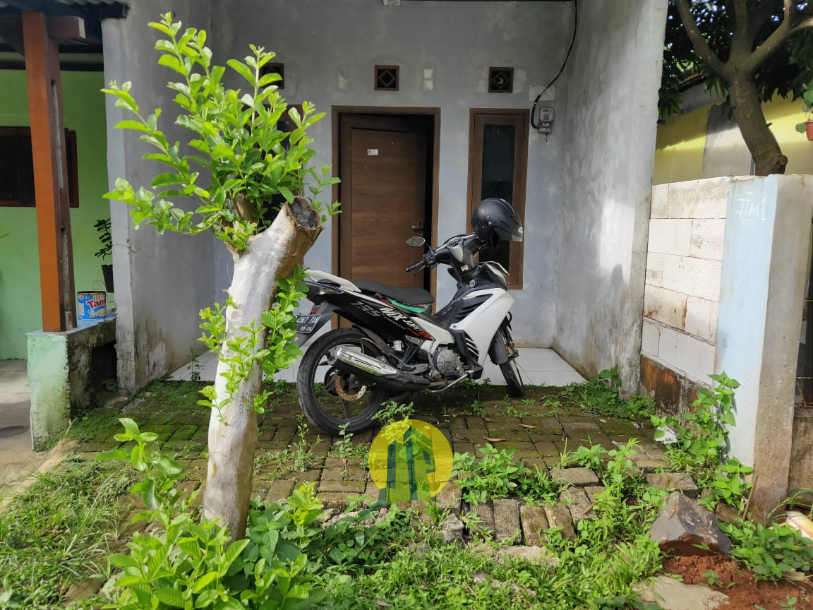 Tampak depan