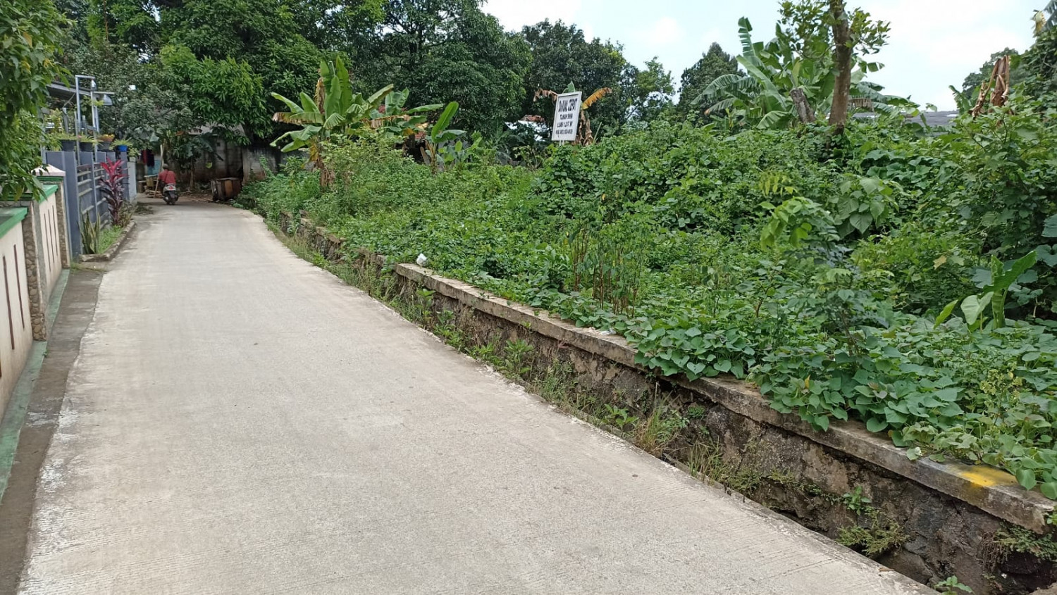 Tanah Darat Setu Bekasi.jpeg