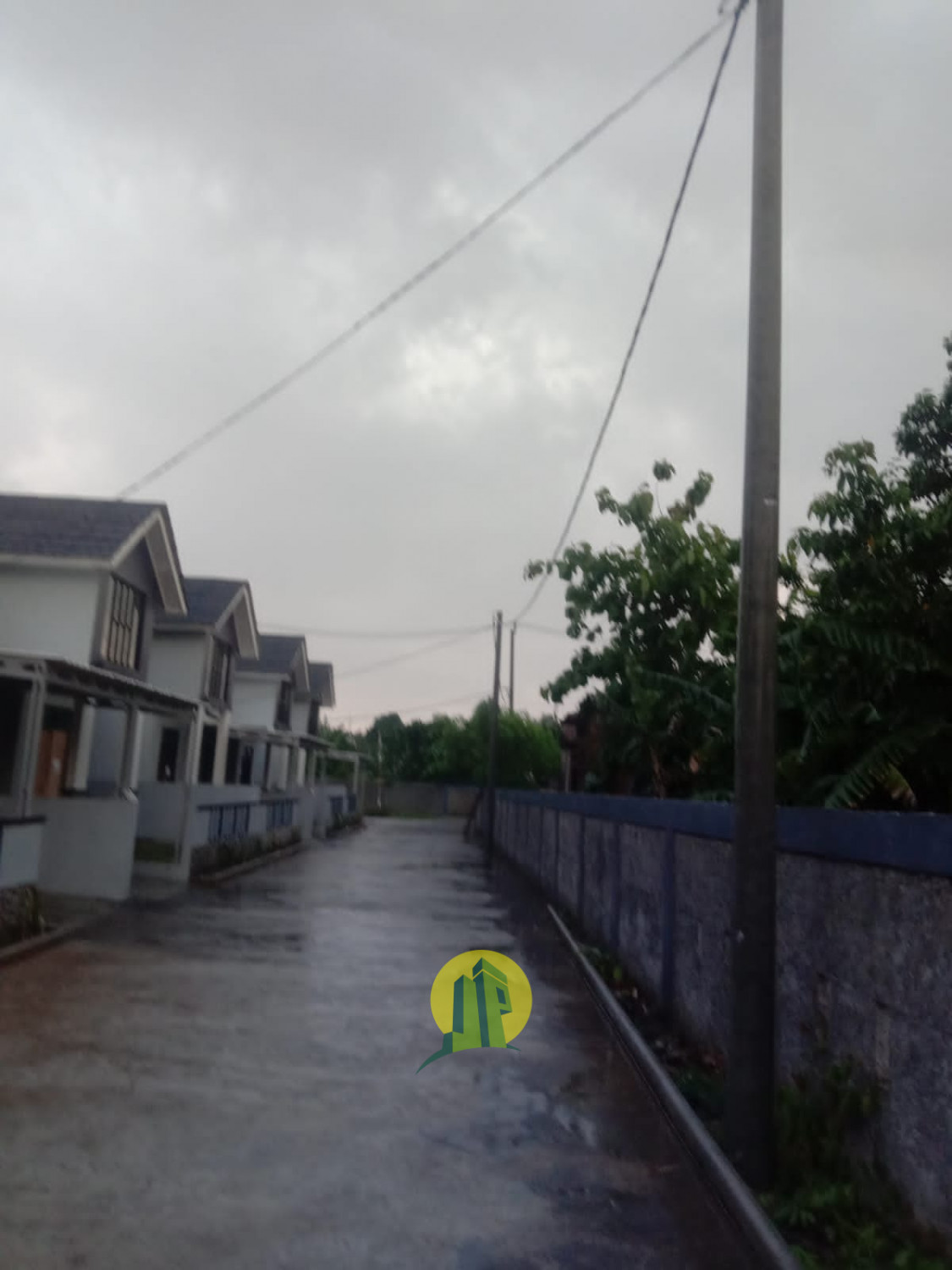 Rumah Modern Cikarang 2.jpeg