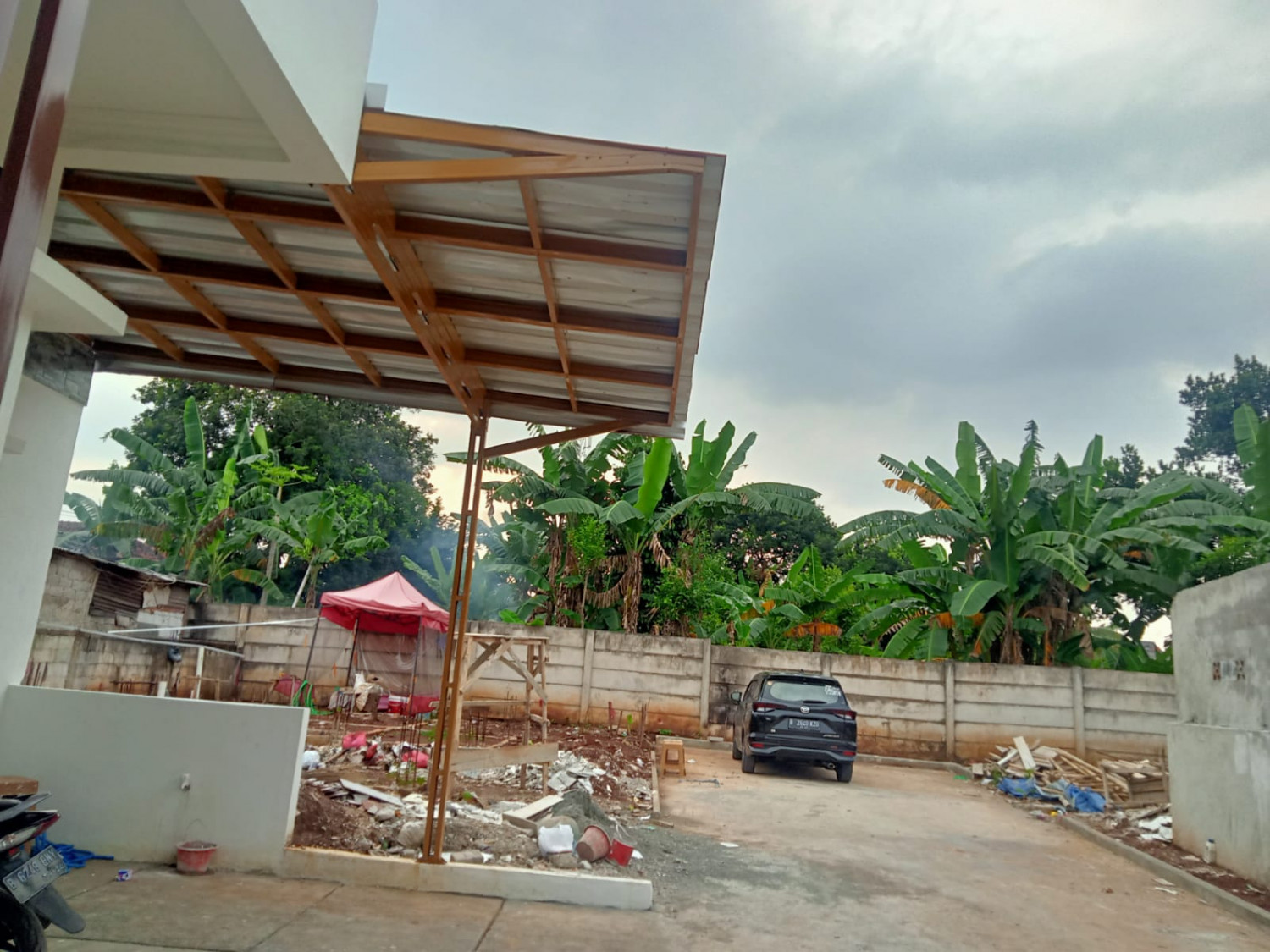 row jalan rmh mewah 2lt di tapos depok.jpeg