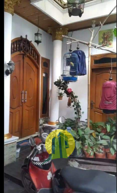 Rumah 3 Lantai Dekat Sumarecon 3.jpeg