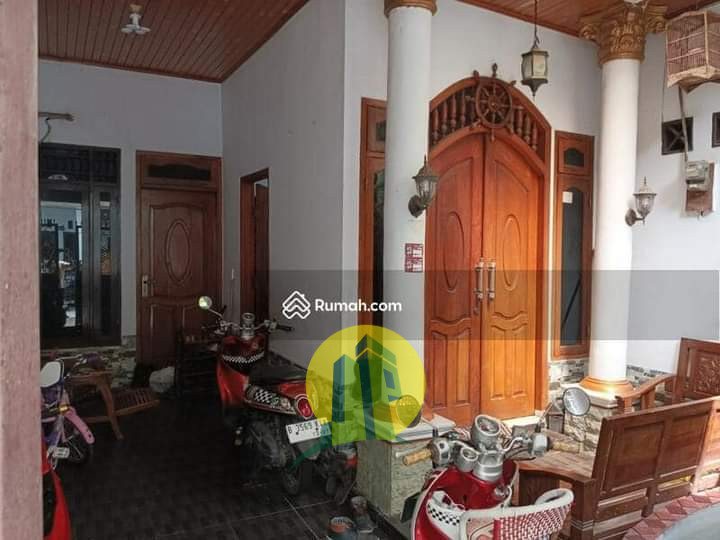 Rumah 3 Lantai Dekat Sumarecon 5.jpeg