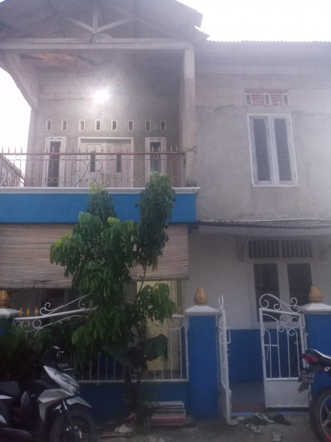 Rumah 2 Lantai Karang Satria.jpeg