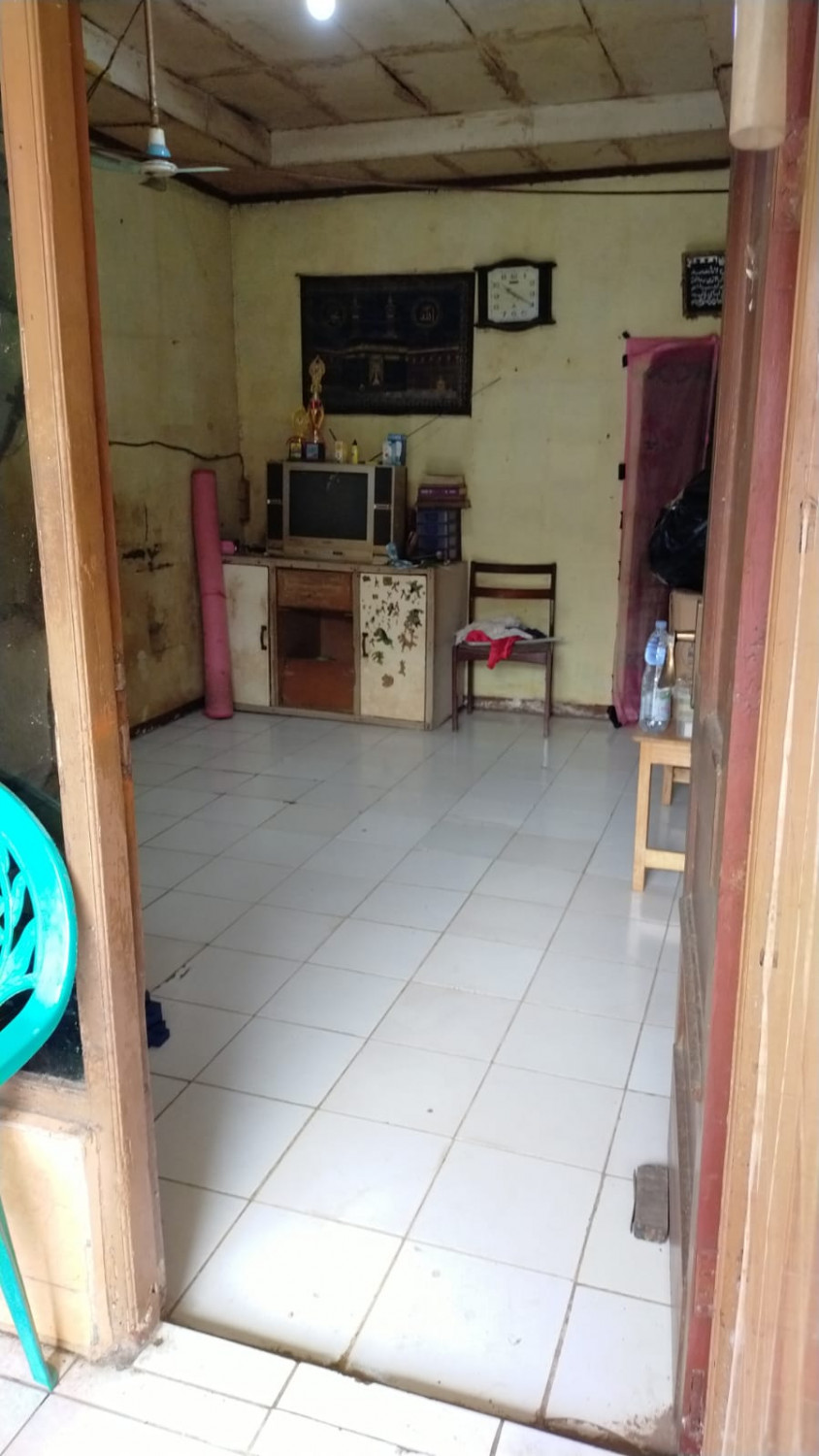 ruang tamu rumah secondari 1 Rw dengan Gubernur Banten.jpeg