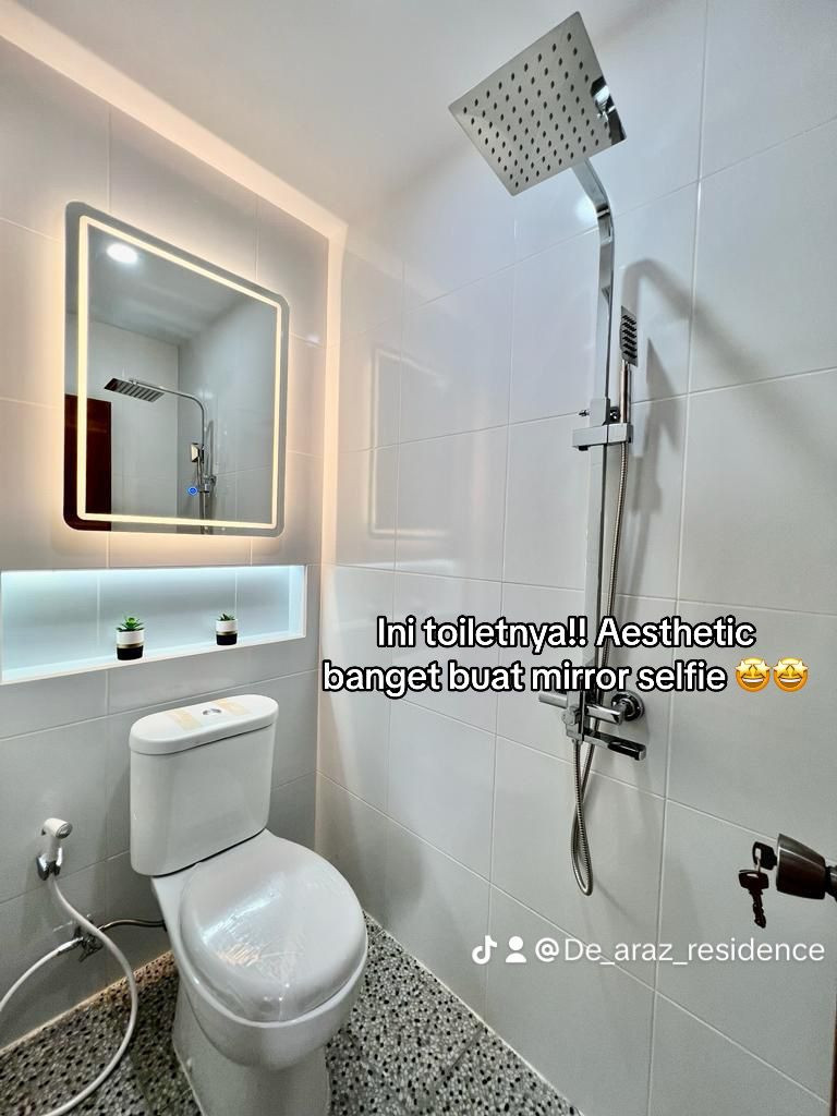 Toilet cluster 2lt di leuwinanggung depok.jpeg