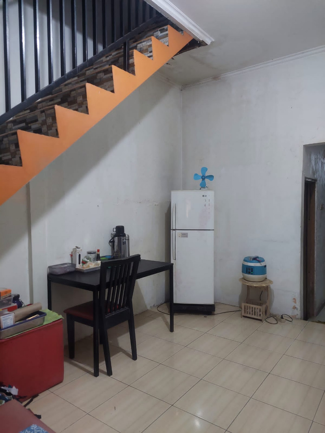 ruang makan rmh second tunas jaya 2 harapan mulya medan satria.jpeg