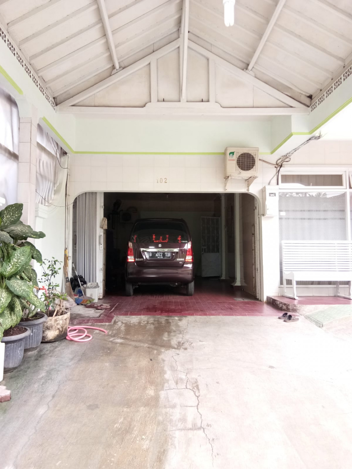 carport rmh second di cipinang besar selatan.jpeg
